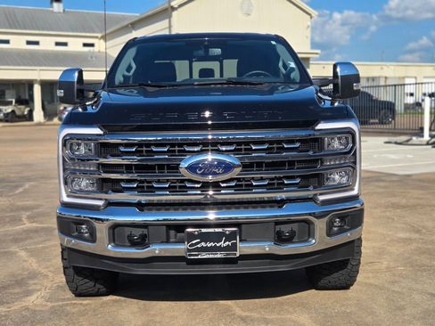 Used 2025 Ford F250 Lariat w/ Lariat Ultimate Package AWD/4WD image 2