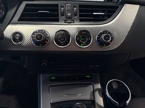 Used 2013 BMW Z4 sDrive35i w/ M Sport Pkg image 15