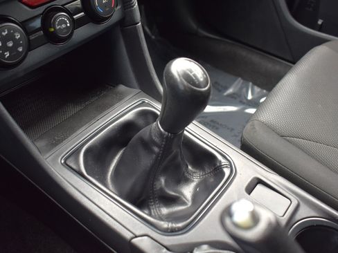 Used 2017 Subaru Impreza 2.0i AWD/4WD image 27