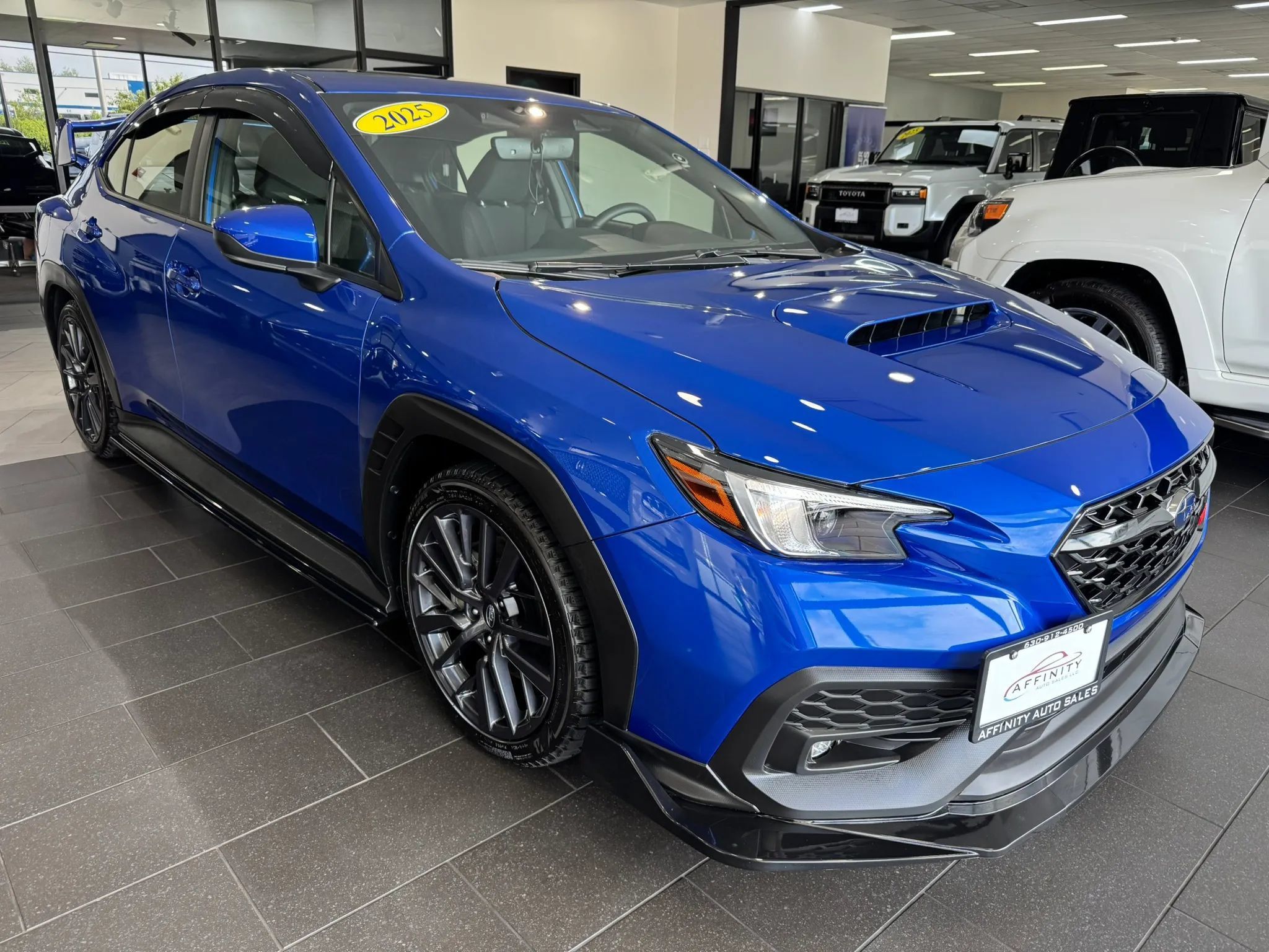 Used 2025 Subaru WRX Premium AWD/4WD image 10