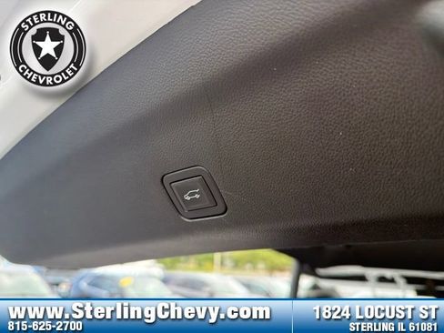 Used 2024 GMC Yukon SLT AWD/4WD image 26