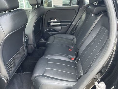 Used 2025 Mercedes-Benz GLA 250 image 29