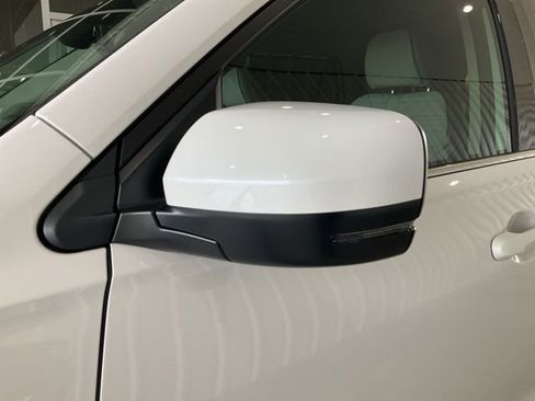 Used 2026 Honda Pilot Elite image 3