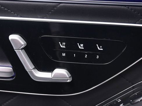 Used 2021 Mercedes-Benz S 580 4MATIC Sedan w/ AMG Line image 59
