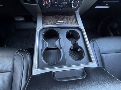 Used 2018 Ford F250 Lariat image 20