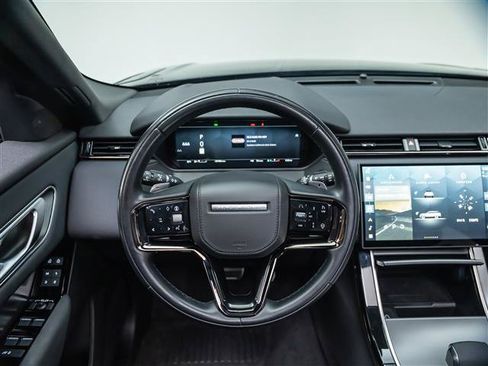 Used 2025 Land Rover Range Rover Velar Dynamic SE AWD/4WD image 17