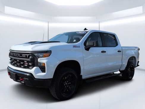 Used 2025 Chevrolet Silverado 1500 Custom Trail Boss AWD/4WD image 7