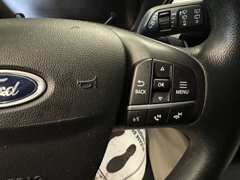 Used 2020 Ford Escape SE FWD image 12