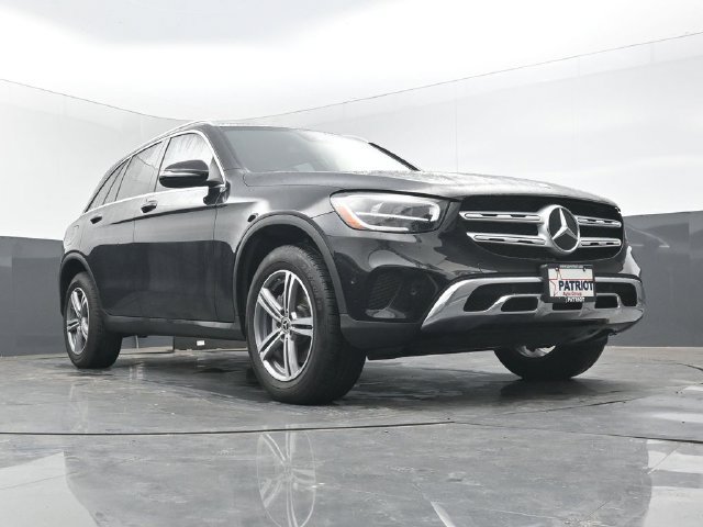 Used 2022 Mercedes-Benz GLC 300 image 1