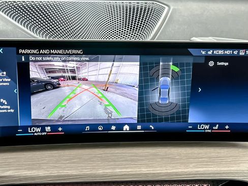 Used 2025 BMW 230i Coupe w/ Premium Package image 19