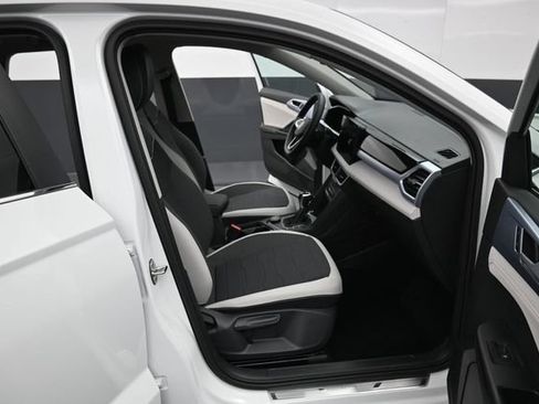 New 2026 Volkswagen Taos SE AWD/4WD image 14