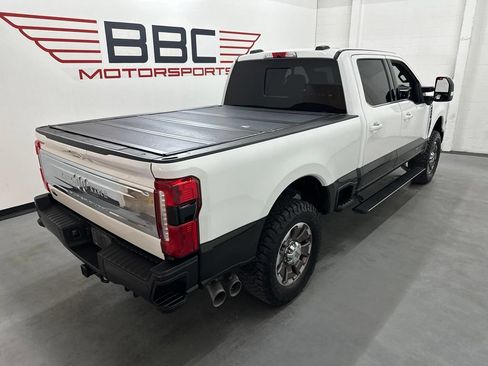Used 2024 Ford F250 King Ranch w/ FX4 Off-Road Package AWD/4WD image 8