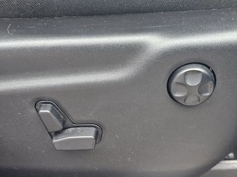 Used 2019 Jeep Grand Cherokee High Altitude image 45