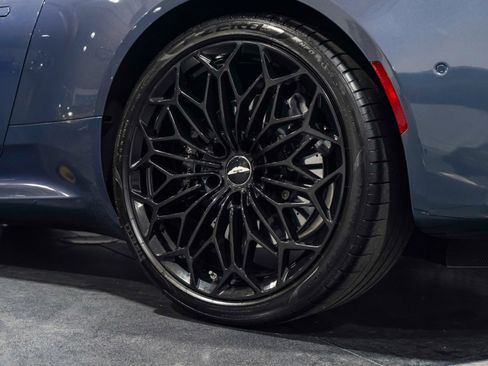 Used 2021 Aston Martin DBS Superleggera Volante image 29