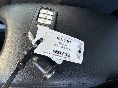 Used 2016 Honda HR-V EX image 30