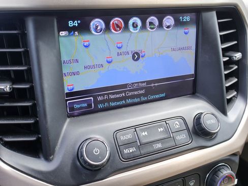 Used 2019 GMC Acadia Denali w/ Technology Package image 3