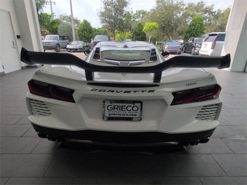 Used 2021 Chevrolet Corvette Stingray Preferred Cpe w/ Z51 Performance Package image 11