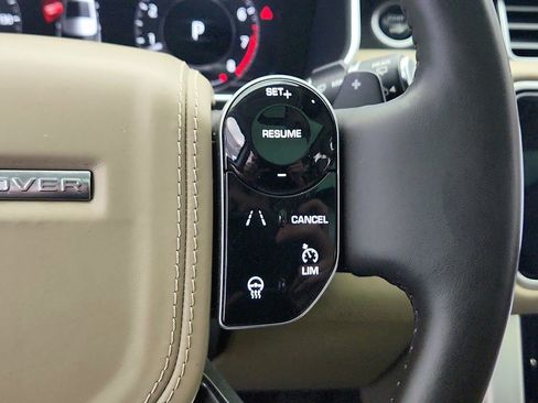 Used 2019 Land Rover Range Rover HSE image 22