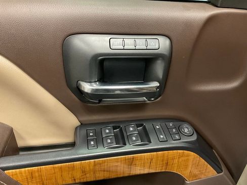 Used 2015 GMC Sierra 1500 SLT w/ SLT Crew Cab Value Package image 23