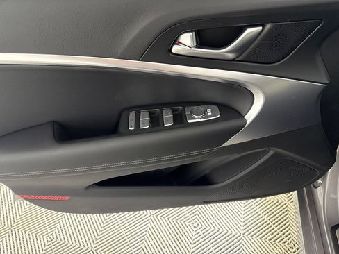 New 2026 Genesis G70 2.5T RWD image 11