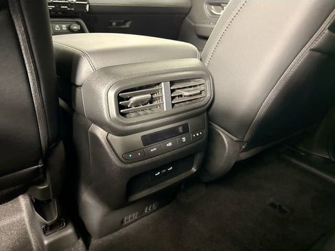 Certified 2025 Honda Pilot EX-L image 43