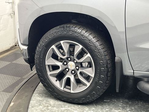 Certified 2021 Chevrolet Silverado 1500 LT AWD/4WD image 33