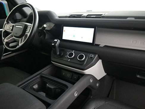 Used 2023 Land Rover Defender 110 S image 27