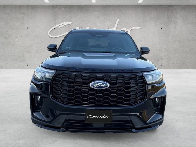 Used 2025 Ford Explorer ST-Line w/ ST-Line Street Pack AWD/4WD image 18
