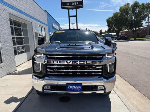 Used 2022 Chevrolet Silverado 3500 LTZ AWD/4WD image 7