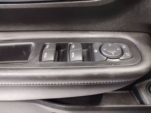 Used 2022 GMC Terrain SLT w/ Infotainment Package II AWD/4WD image 23