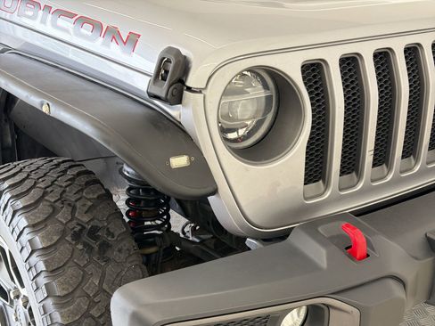 Used 2019 Jeep Wrangler Unlimited Rubicon AWD/4WD image 11