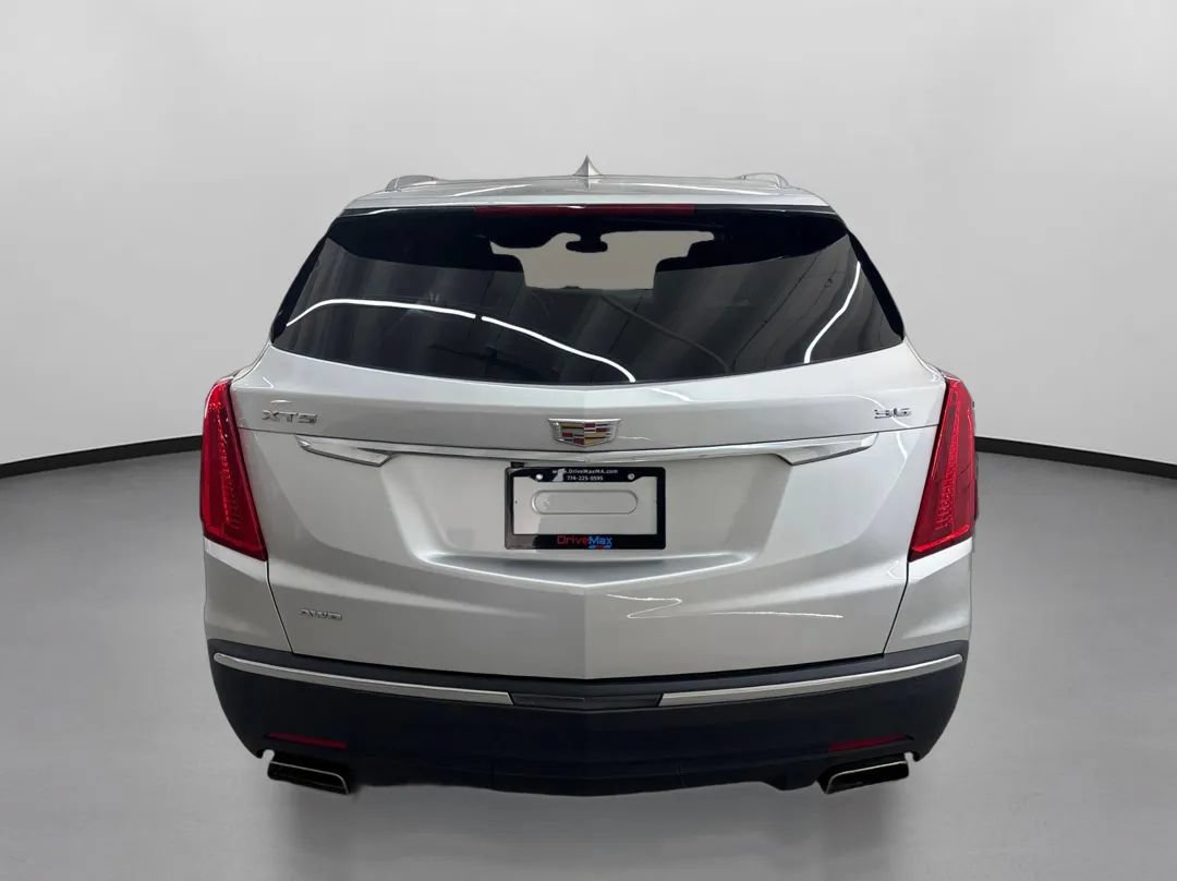 Used 2018 Cadillac XT5 Premium Luxury AWD/4WD image 8