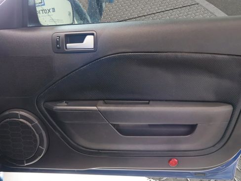 Used 2006 Ford Mustang GT image 24