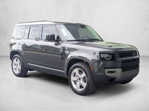 New 2026 Land Rover Defender 110 S AWD/4WD image 6