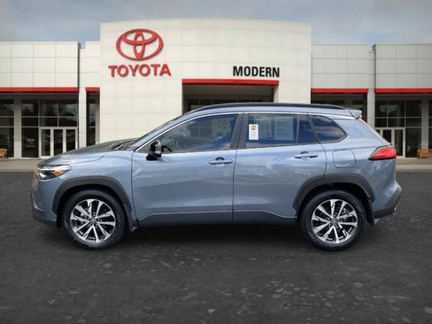 Certified 2025 Toyota Corolla Cross XLE w/ Convenience Package AWD/4WD image 8