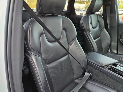 Certified 2023 Volvo XC60 T8 Ultimate w/ Climate Package AWD/4WD image 22