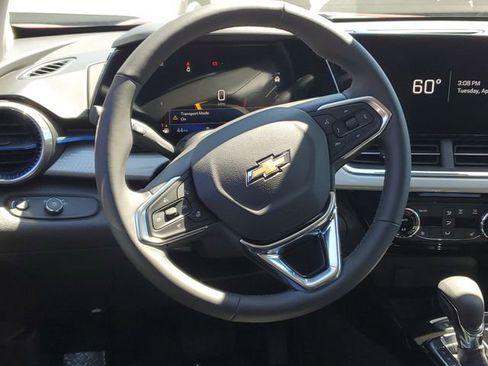 New 2026 Chevrolet Trax LT w/ Driver Confidence Package FWD image 12