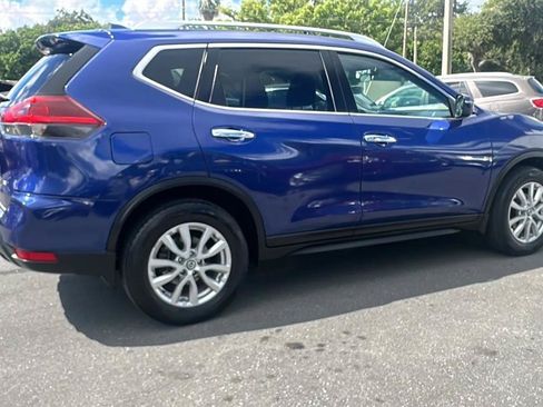 Used 2018 Nissan Rogue SV FWD image 8