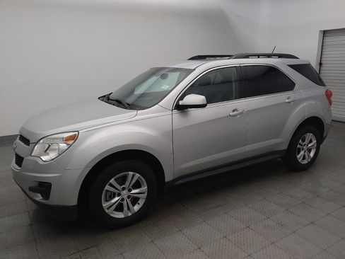 Used 2015 Chevrolet Equinox LT w/ Driver Convenience Package FWD image 2