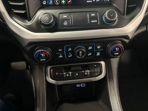 Used 2023 GMC Acadia SLE w/ LPO, Floor Liner Package FWD image 22
