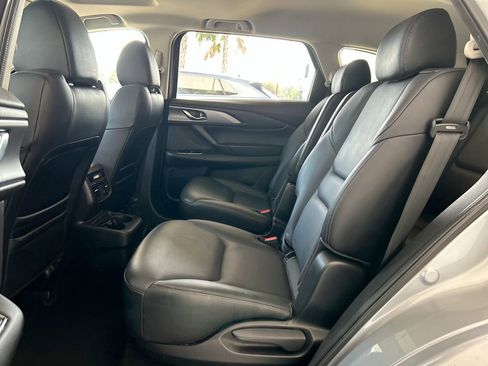Used 2023 MAZDA CX-9 Touring image 34