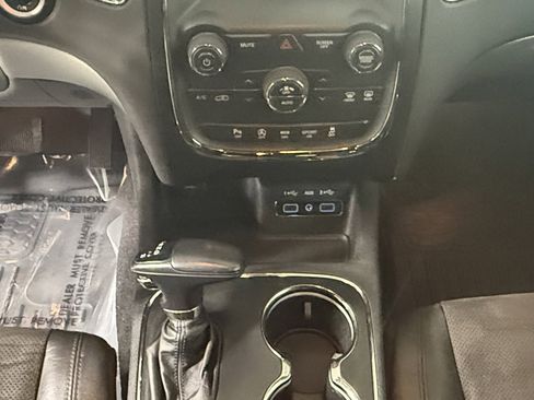 Used 2019 Dodge Durango GT image 25