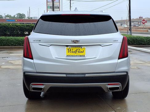 Used 2020 Cadillac XT5 Premium Luxury FWD image 5