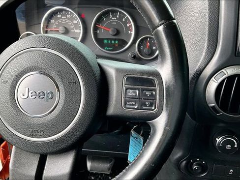 Used 2011 Jeep Wrangler Unlimited Sport image 11