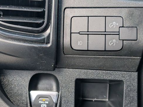 Used 2025 RAM ProMaster 2500 w/ Convenience Group FWD image 26