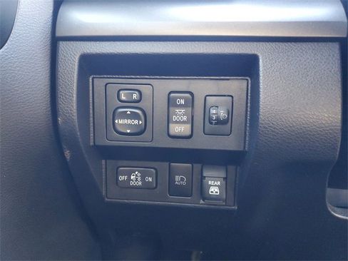 Used 2021 Toyota Tundra SR5 image 29