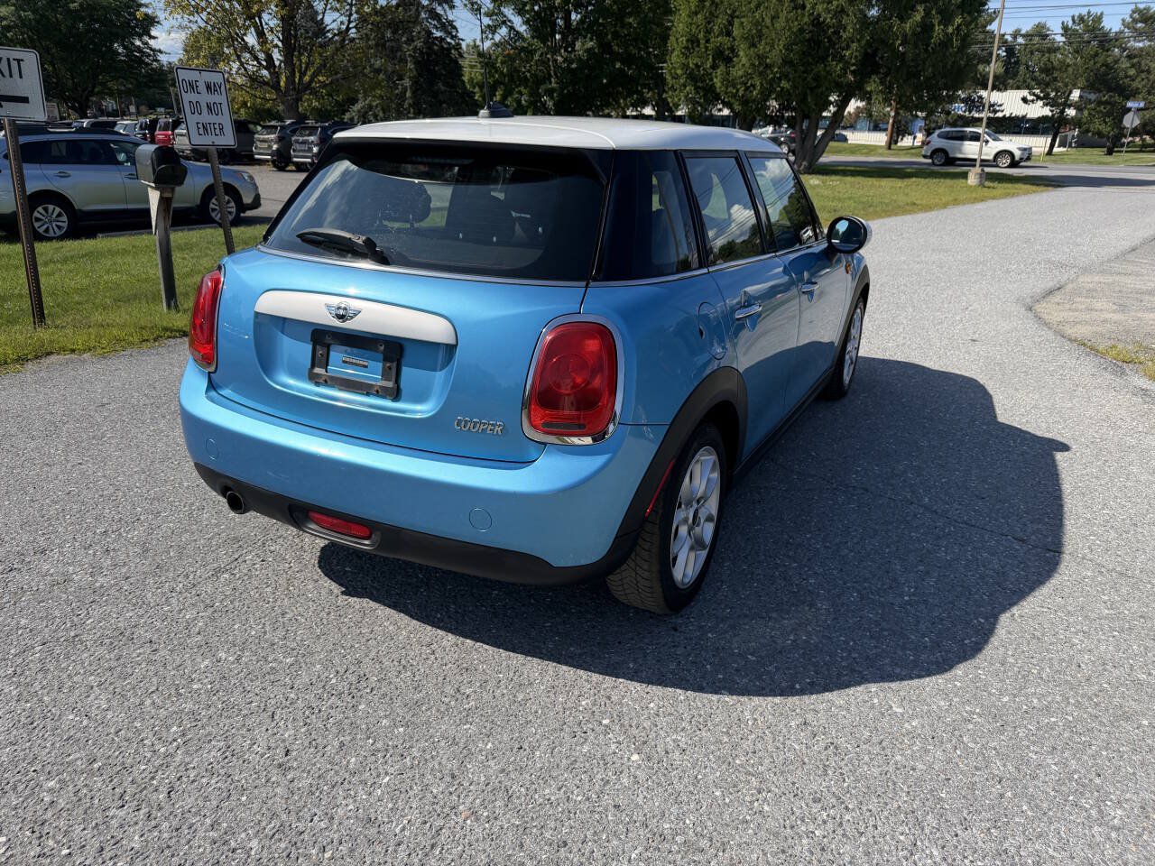 Used 2015 MINI Cooper 4-Door Hardtop FWD image 5