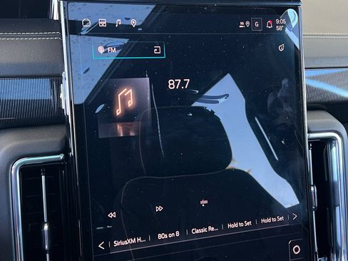 New 2026 GMC Yukon Elevation w/ Elevation Premium Package AWD/4WD image 19