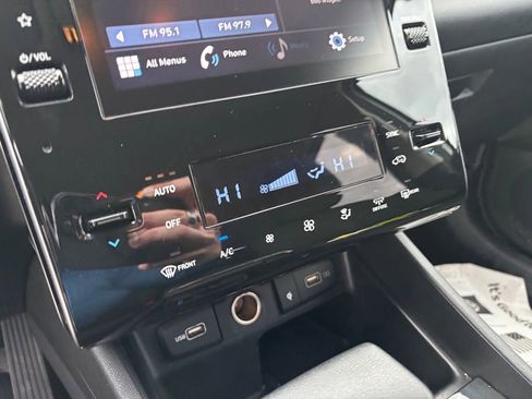 Used 2024 Hyundai Tucson SEL image 19