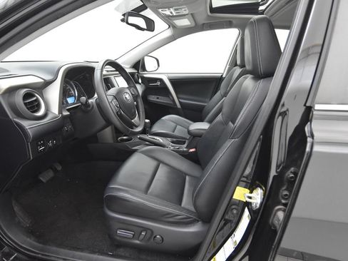 Used 2013 Toyota RAV4 Limited AWD/4WD image 24
